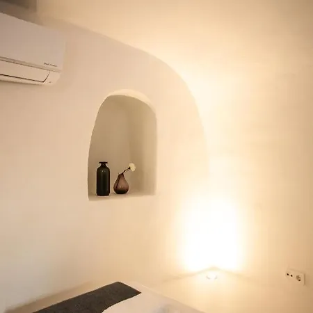 Holiday home Aspro Cave House