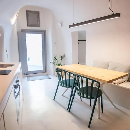 Aspro Cave House Holiday home *